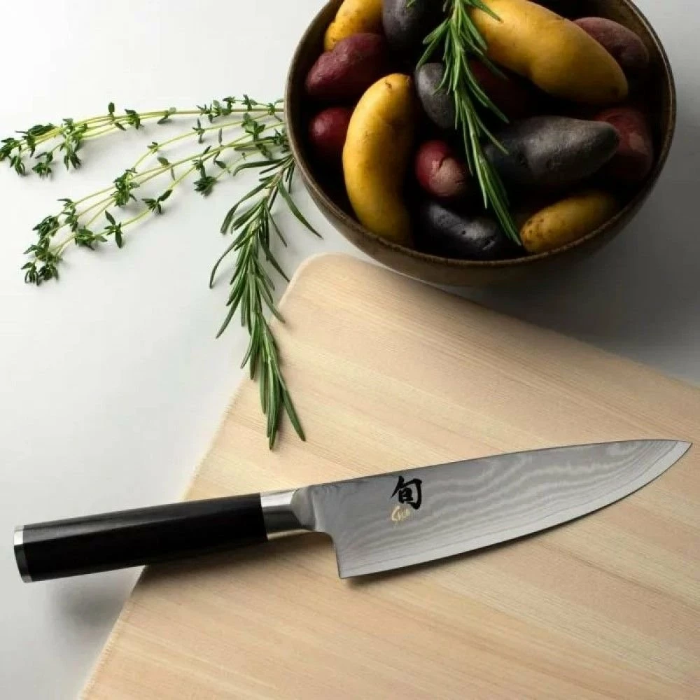 Shun Cutlery Shun Classic 6" Chef's Knife 5 Shun Cutlery Shun Classic 6" Chef's Knife - Image 3